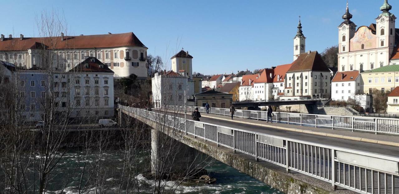 Apartment Ap 1 Im Zentrum Steyr, Bestrooms Eu מראה חיצוני תמונה