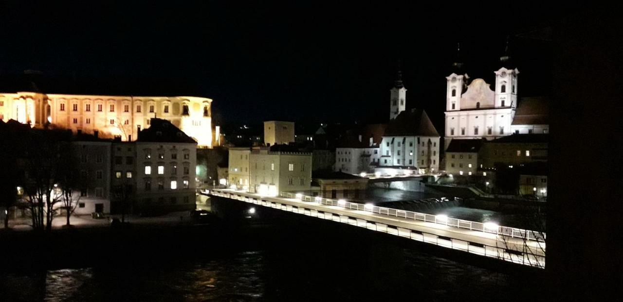 Apartment Ap 1 Im Zentrum Steyr, Bestrooms Eu מראה חיצוני תמונה